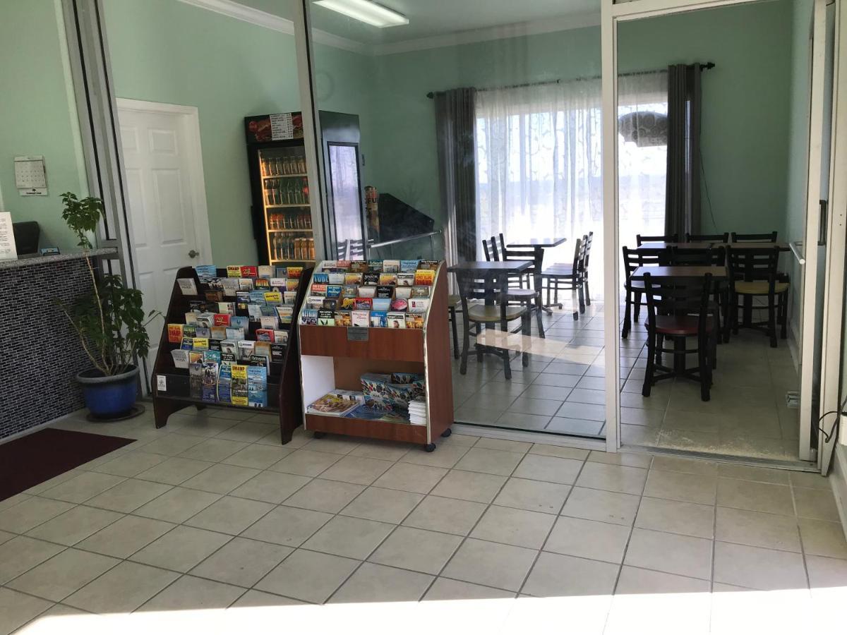 Bayfront Inn Biloxi Ngoại thất bức ảnh