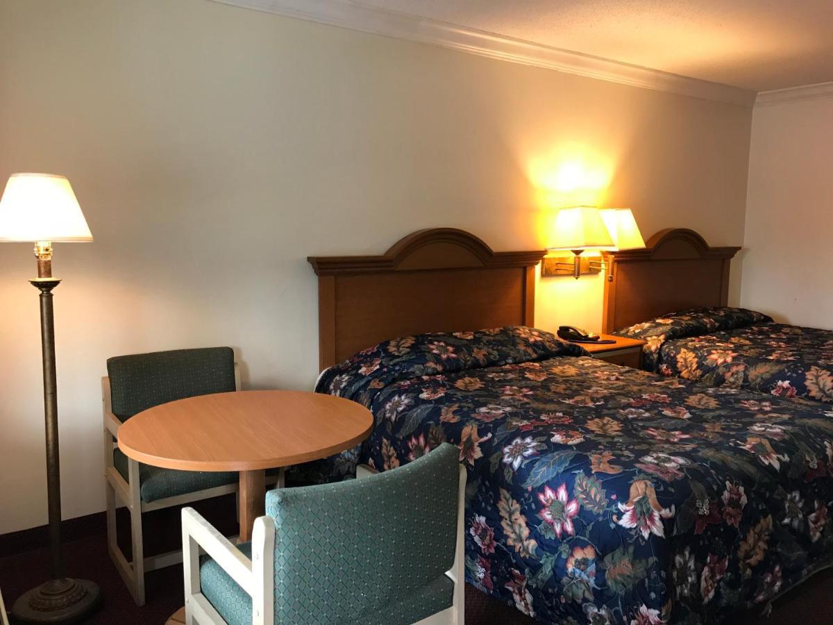 Bayfront Inn Biloxi Ngoại thất bức ảnh